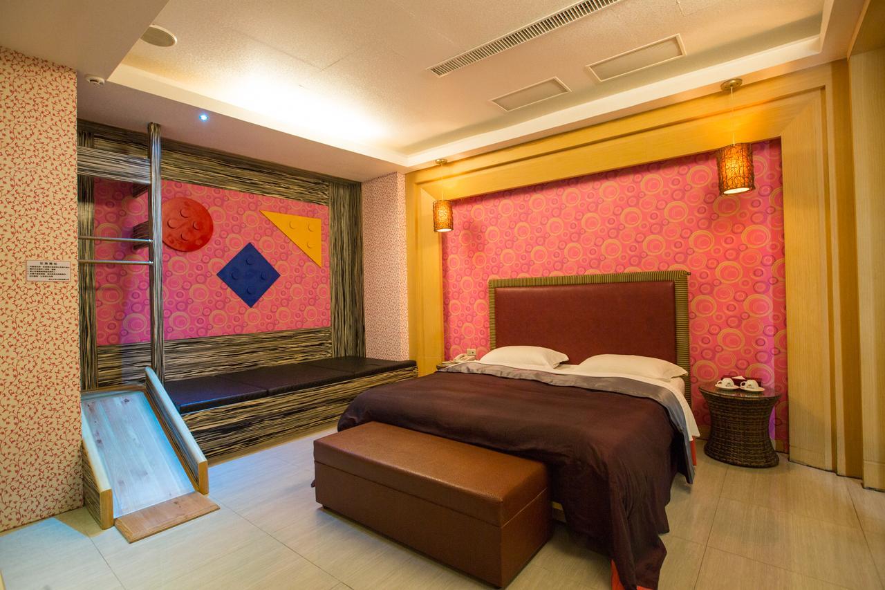 Water City Motel Daya Bagian luar foto