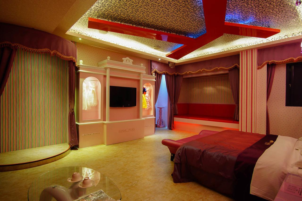 Water City Motel Daya Bagian luar foto
