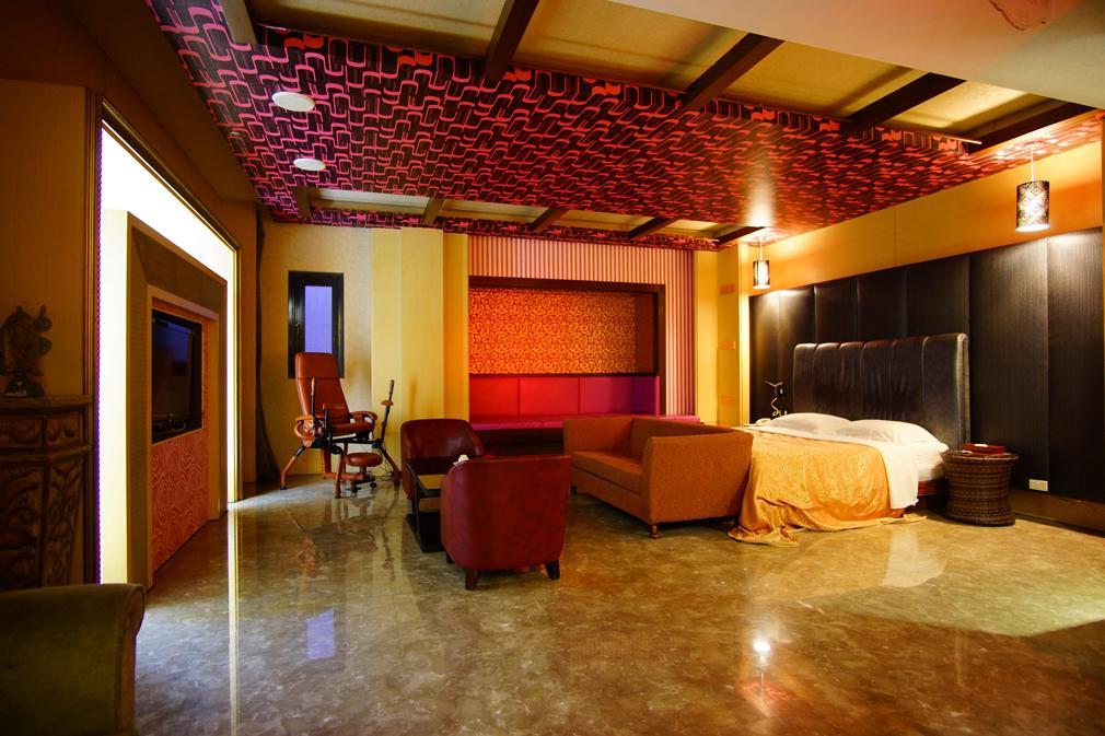 Water City Motel Daya Bagian luar foto