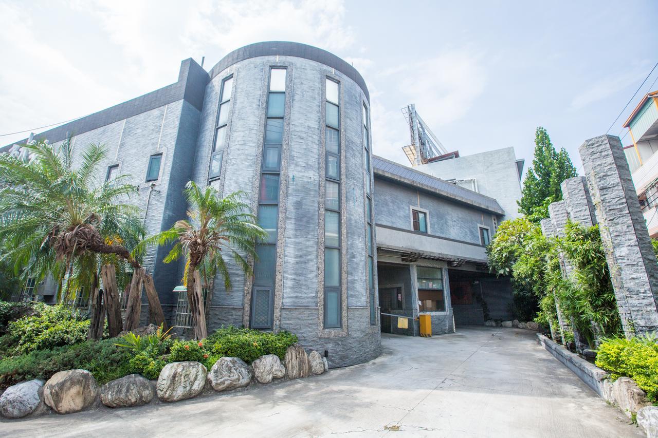 Water City Motel Daya Bagian luar foto
