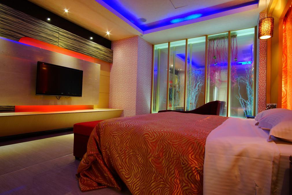 Water City Motel Daya Bagian luar foto