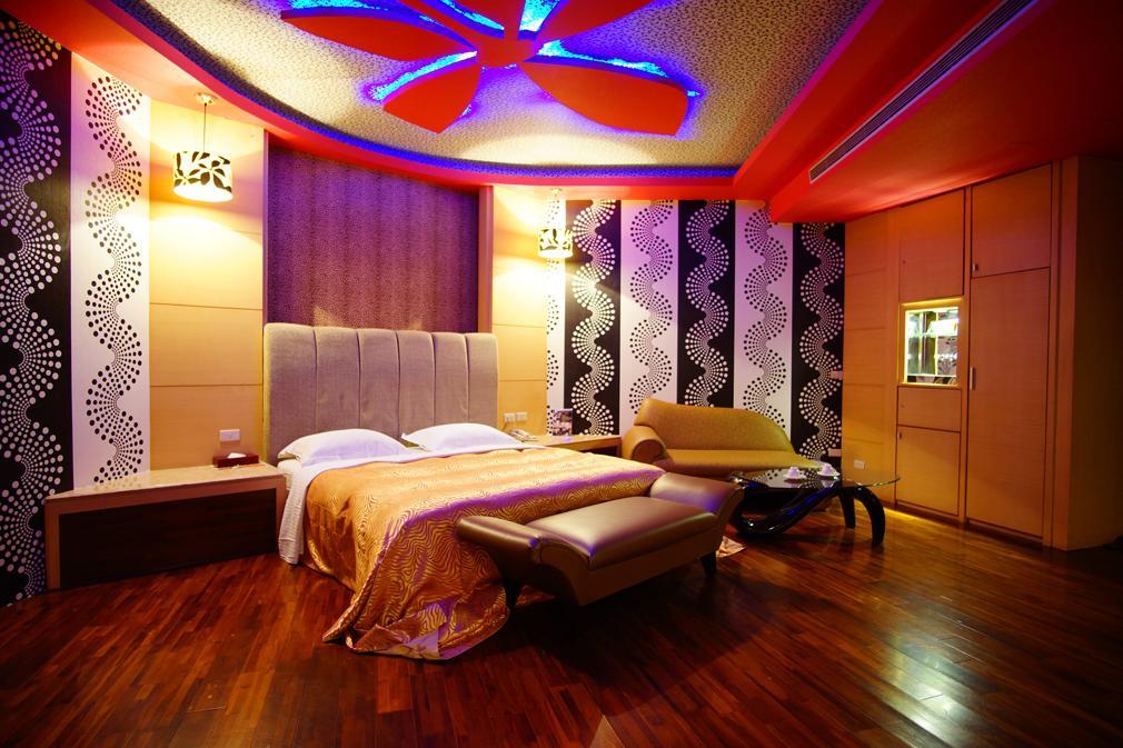 Water City Motel Daya Bagian luar foto