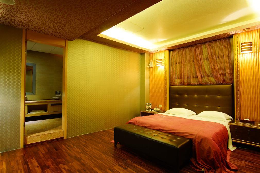 Water City Motel Daya Bagian luar foto