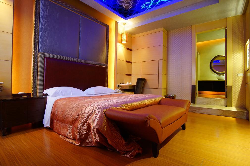 Water City Motel Daya Bagian luar foto